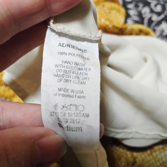 Adrienne Yellow Snake Print Shorts - Picture 3 of 8